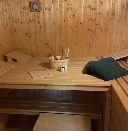 بيت للعطل Gemuetliches Tiny Am Teich Mit Sauna فسترشتيده