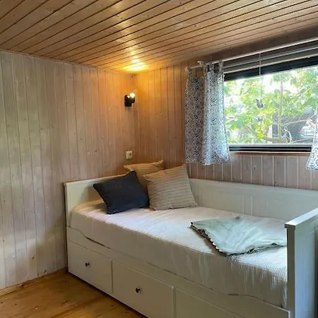Gemuetliches Tiny Am Teich Mit Sauna * فسترشتيده
