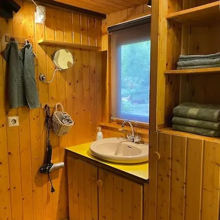 Gemuetliches Tiny Am Teich Mit Sauna
